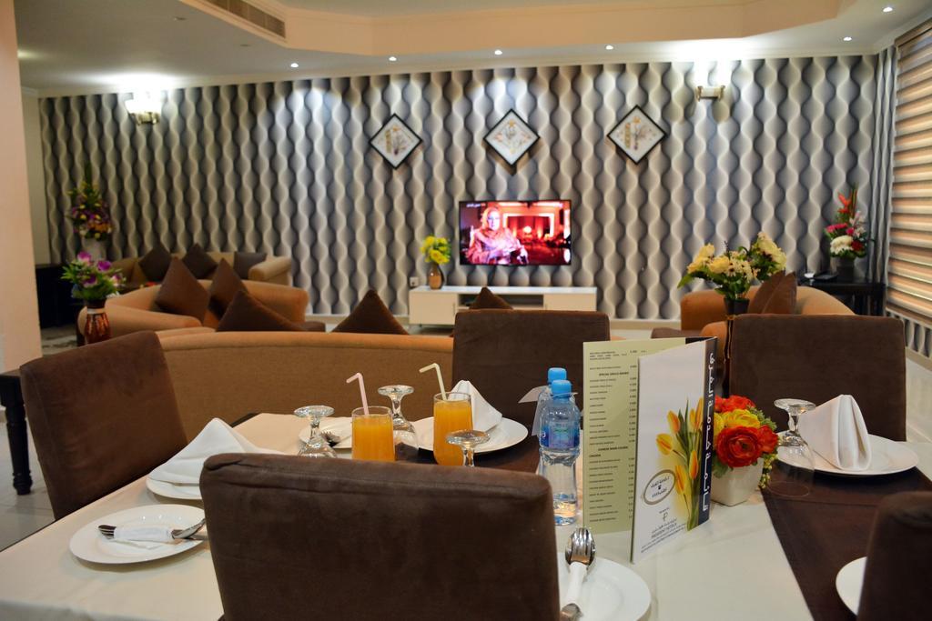 President Suites Apartments Manama Ngoại thất bức ảnh