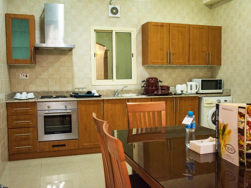 President Suites Apartments Manama Ngoại thất bức ảnh