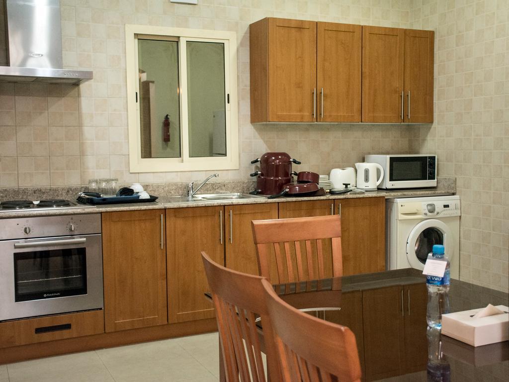 President Suites Apartments Manama Ngoại thất bức ảnh